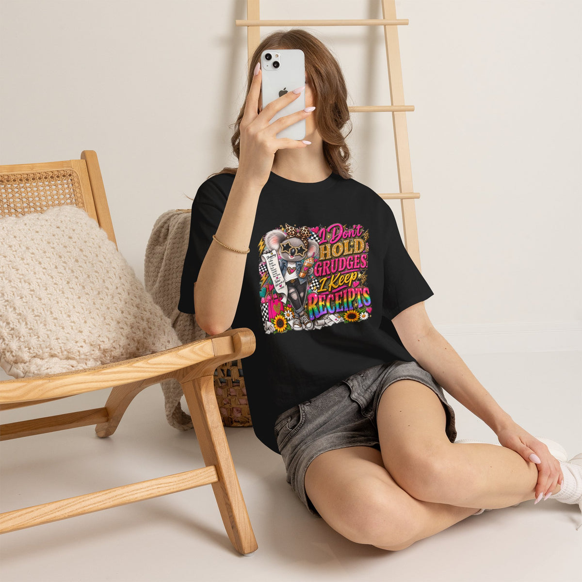 I Don’t Hold Grudges I Keep Receipts Shirt – Funny Sassy Graphic Tee