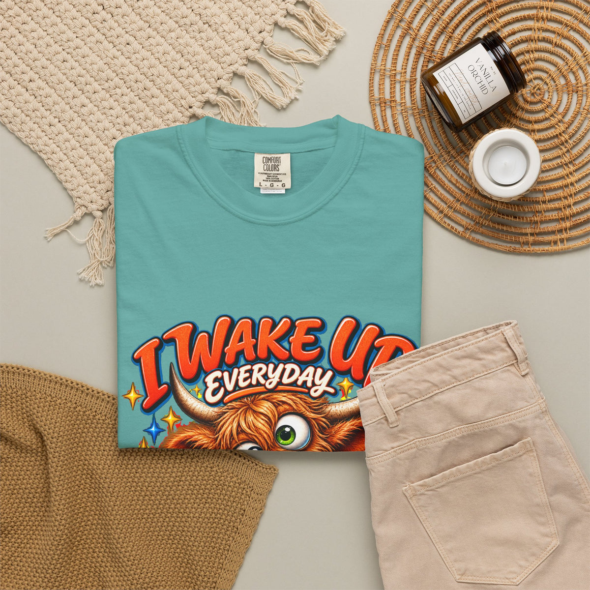 I Wake Up Everyday With a Good Attitude Funny Highland Cow T-Shirt