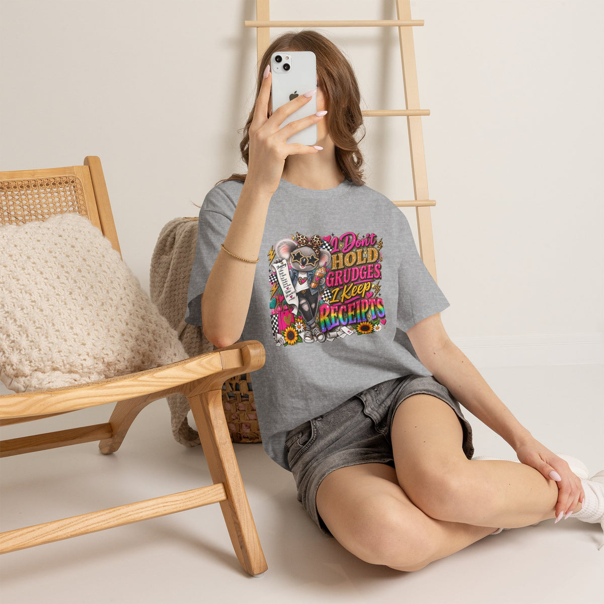 I Don’t Hold Grudges I Keep Receipts Shirt – Funny Sassy Graphic Tee